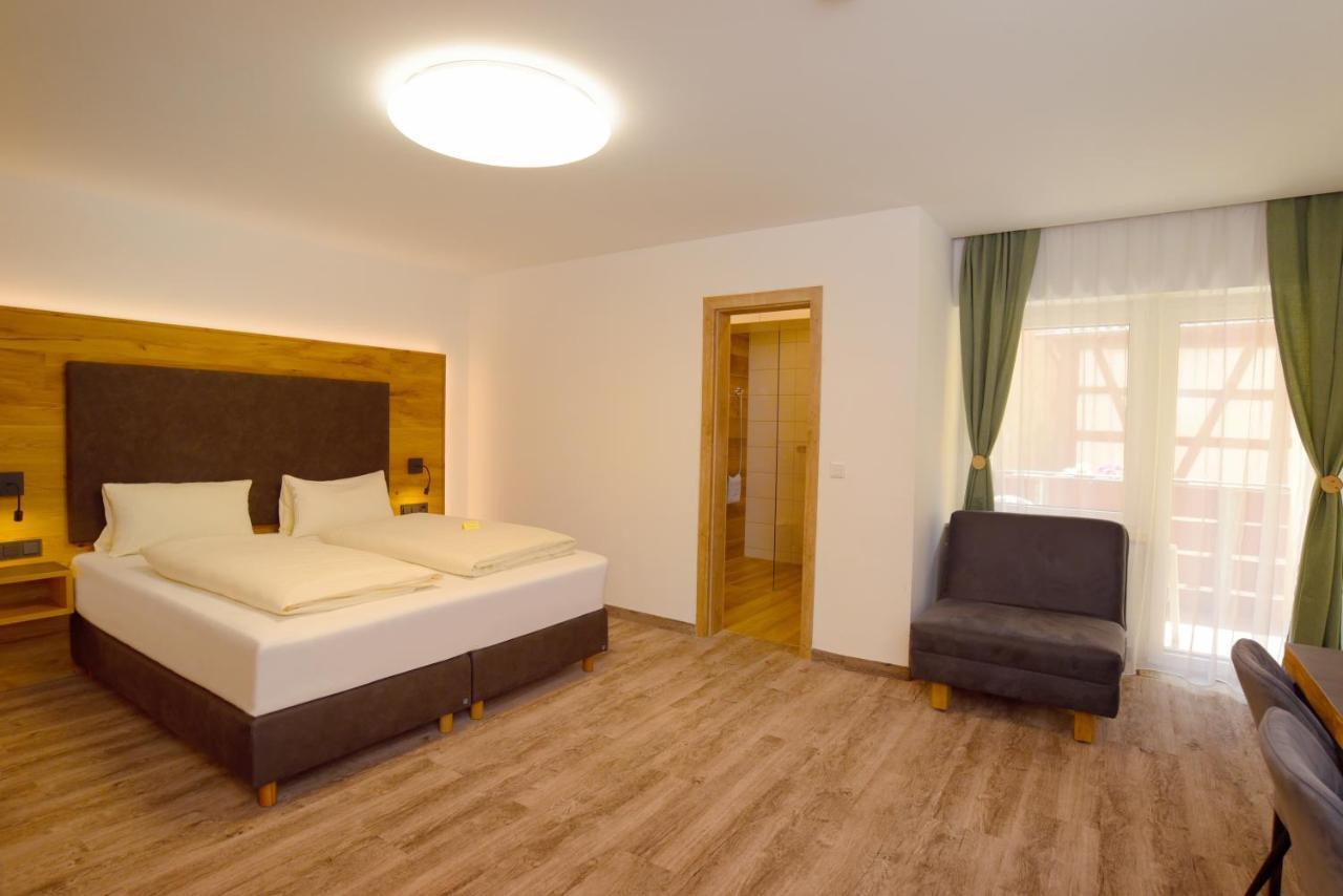 Hotel Gasthof Krone Spalt Luaran gambar