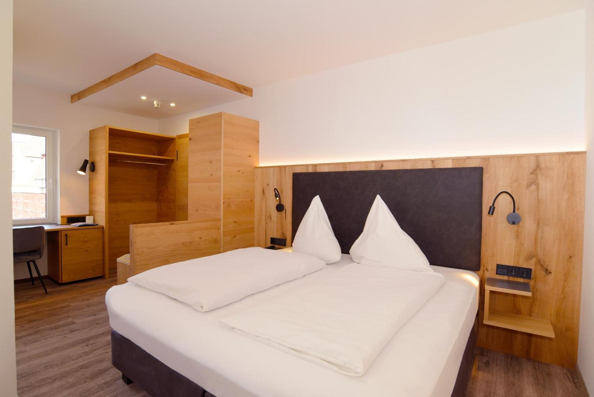 Hotel Gasthof Krone Spalt Luaran gambar